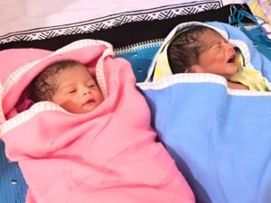 Miracle Babies 6 ivf twins miracle babies ivf success rate ivf cost jharkhand